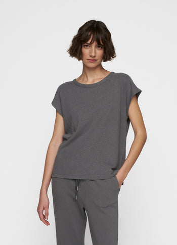 tee linen | oil