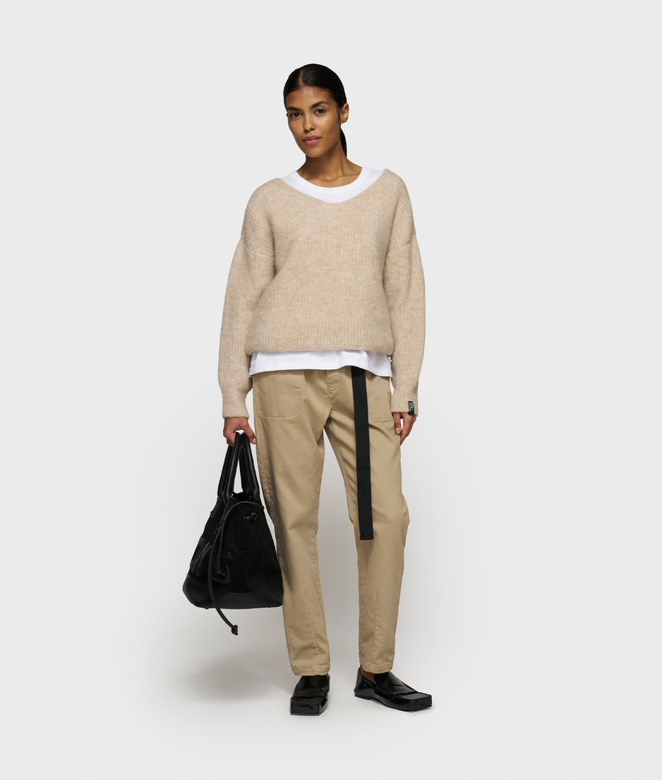 soft v-neck sweater knit | earth