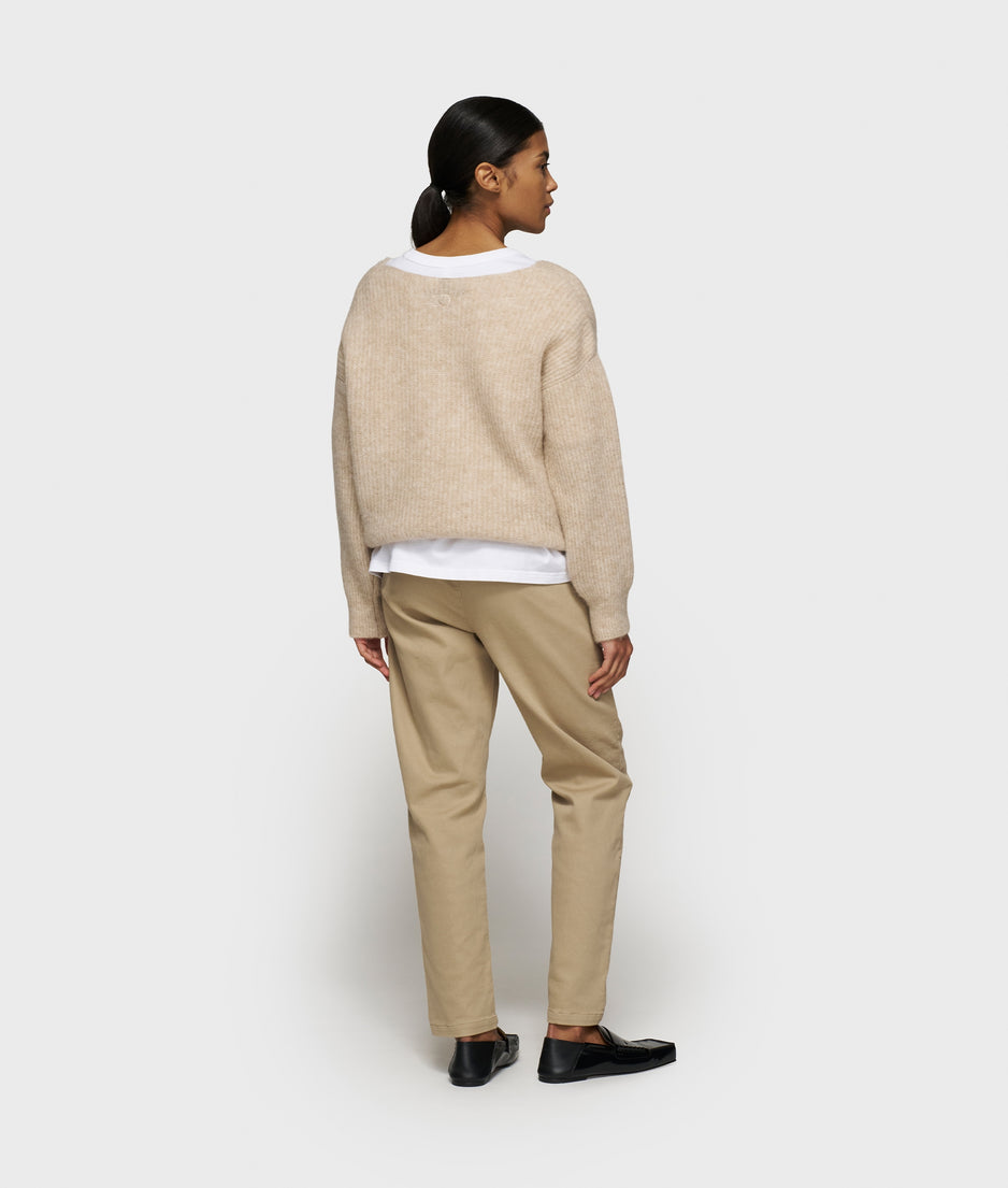 soft v-neck sweater knit | earth