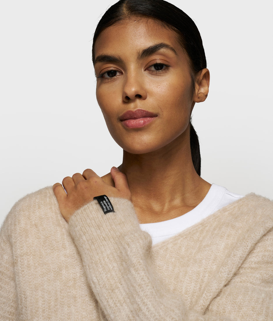 soft v-neck sweater knit | earth