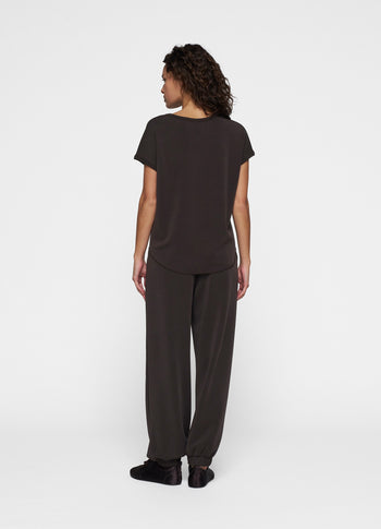soft scuba v-neck tee | chocolate