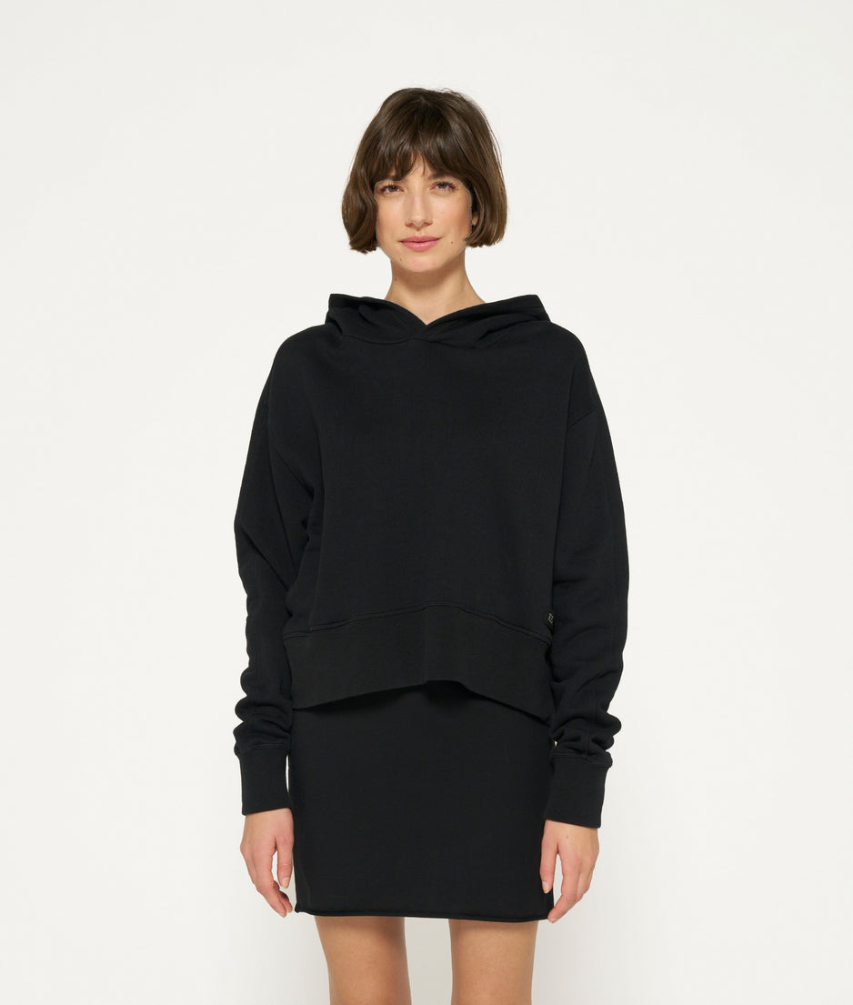 cropped hoodie | black