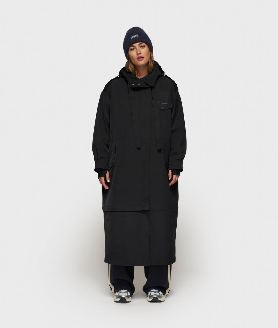 the famous raincoat | black