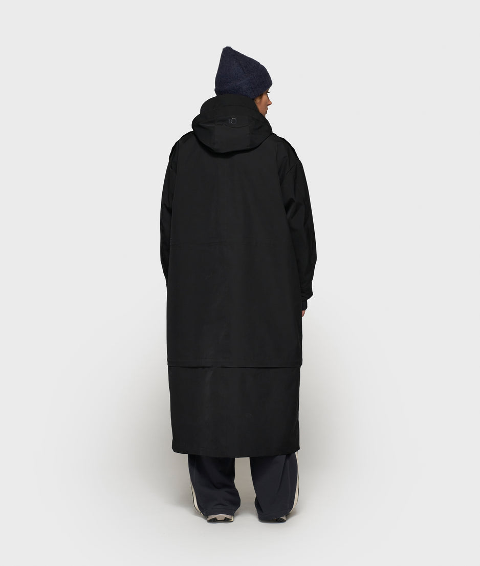 the famous raincoat | black