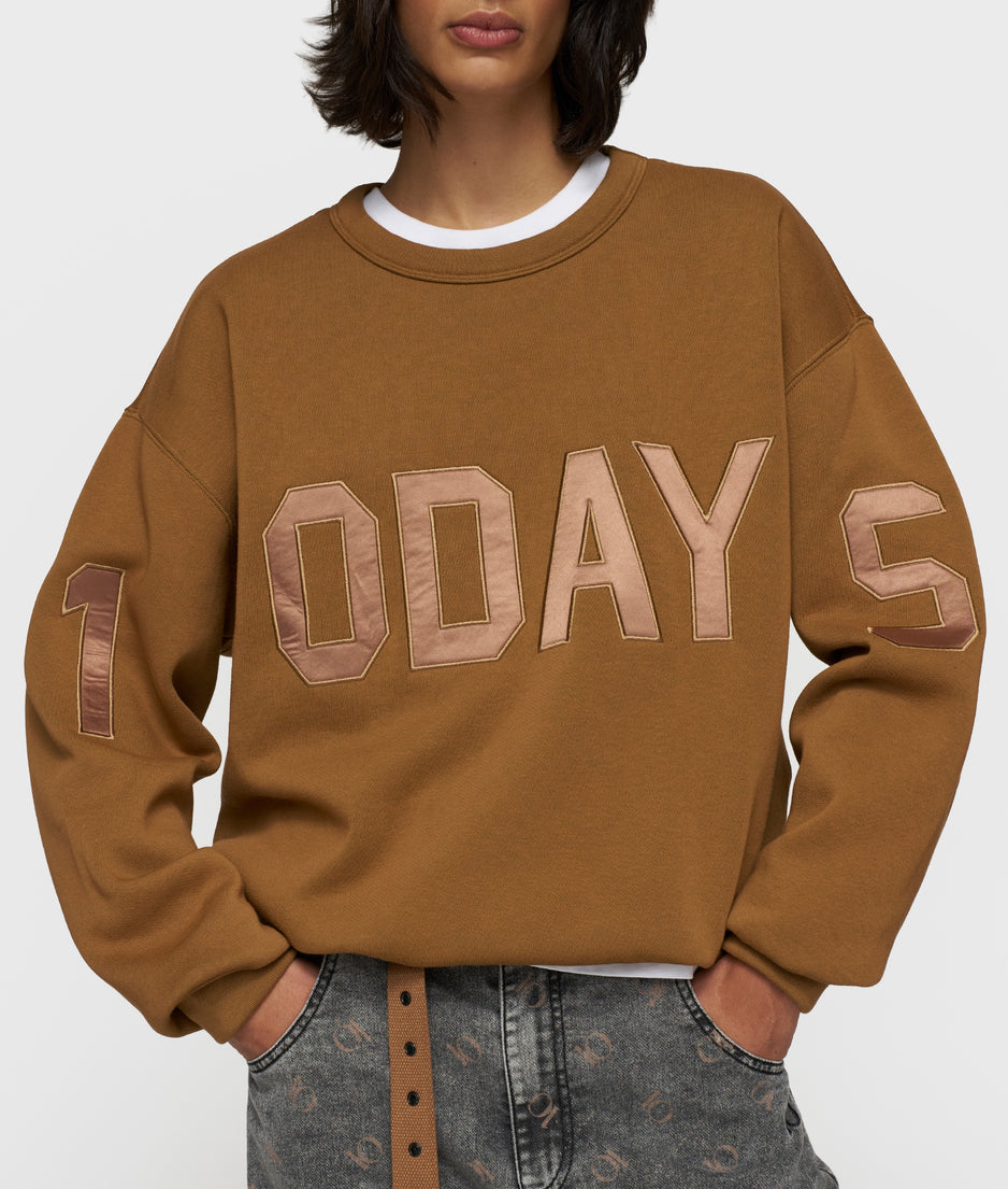 statement sweater logo | suede