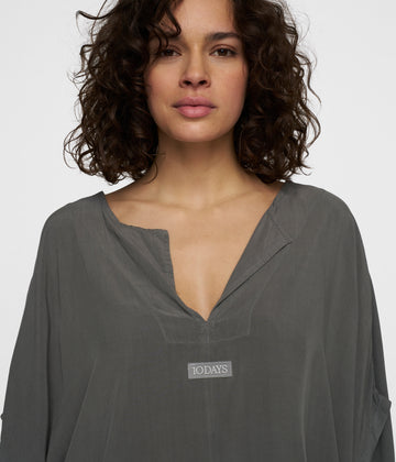 kimono top | oil