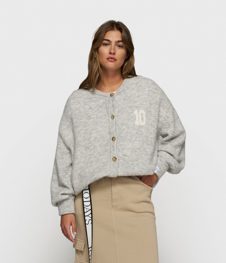 soft baseball knit cardigan | light grey melee
