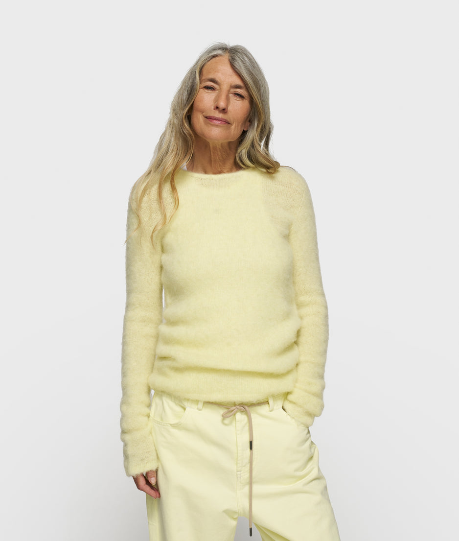 soft knit sweater | pastel yellow