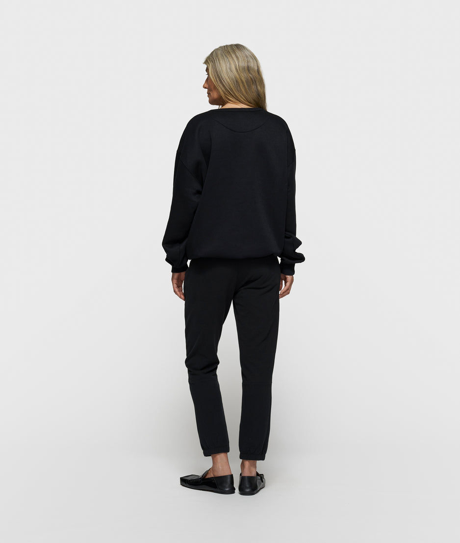 THE CROPPED JOGGER | black