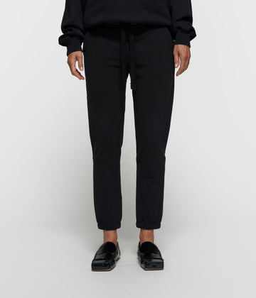 THE CROPPED JOGGER | black