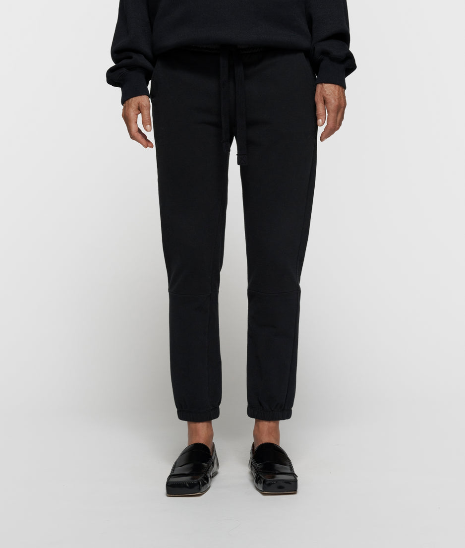 THE CROPPED JOGGER | black