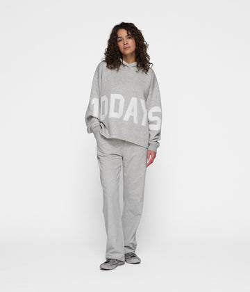 THE STRAIGHT JOGGER | light grey melee