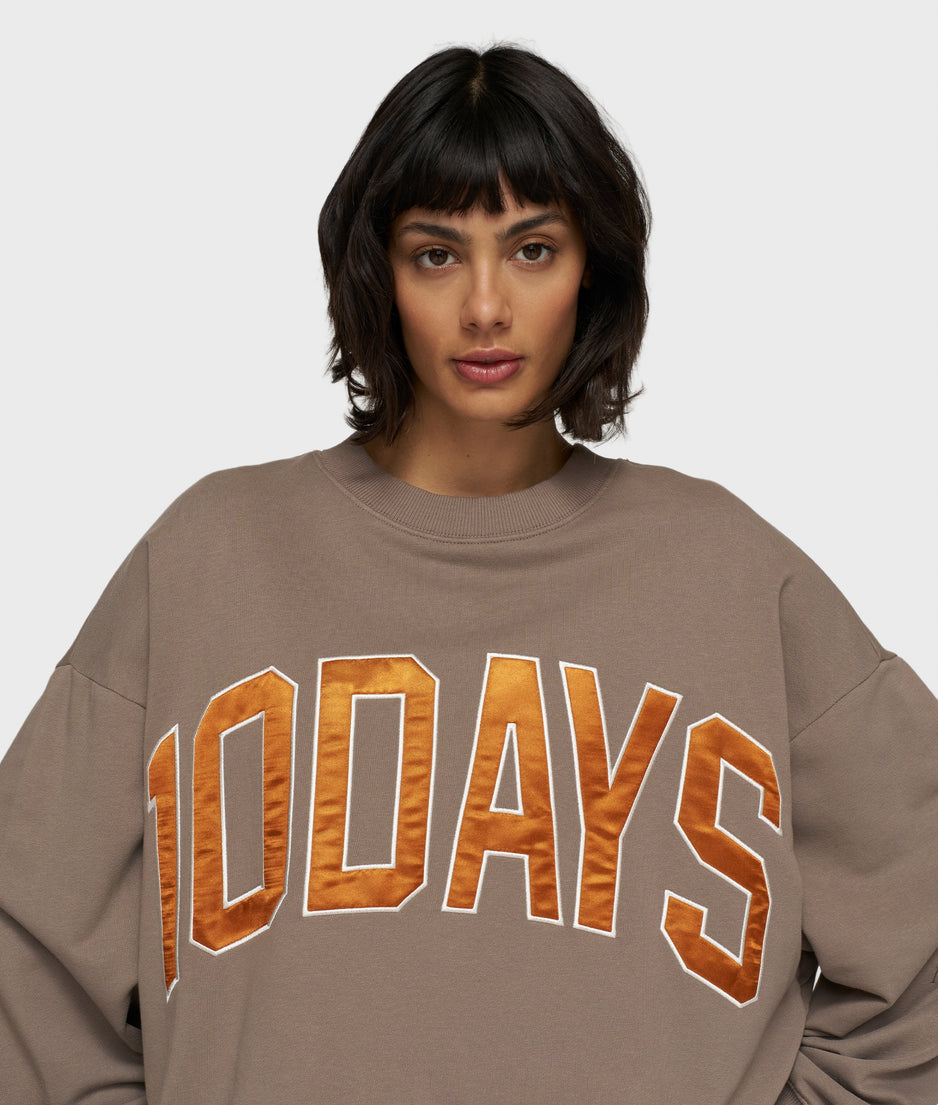 baseball sweater 10DAYS | moonrock