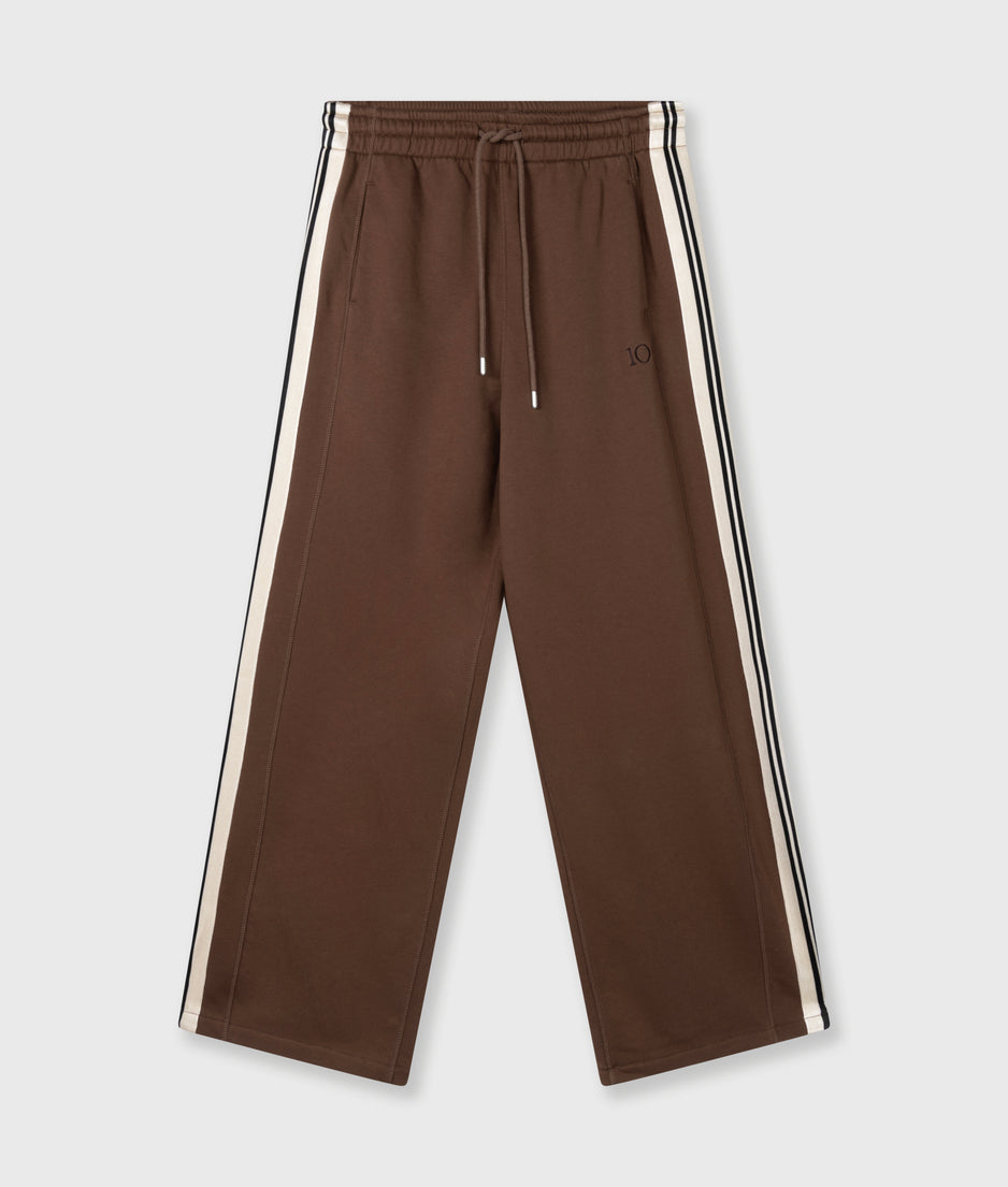 western jogger tape | dark truffle