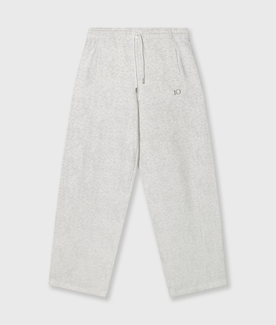 western jogger | white melee