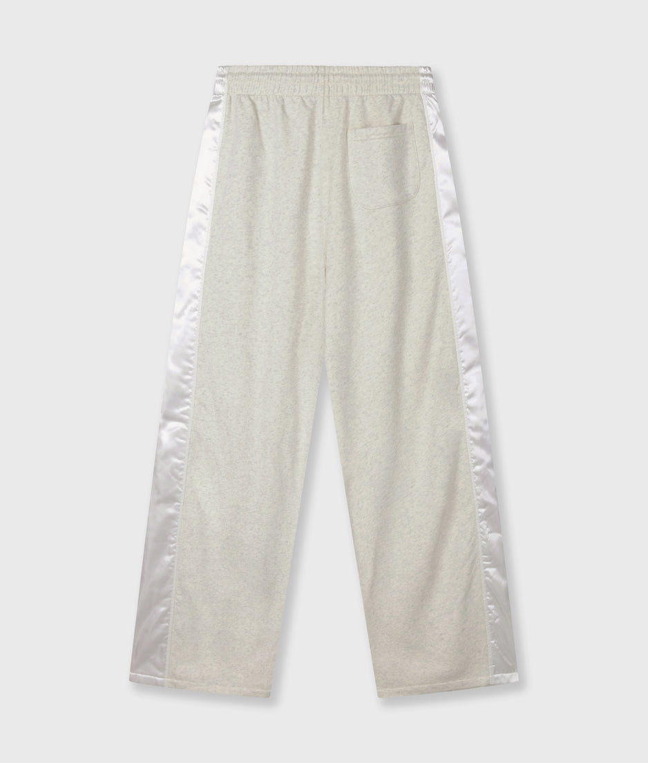 western jogger fleece | soft white melee