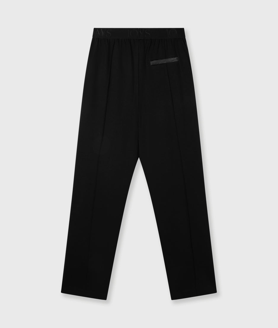 pleated pants | black