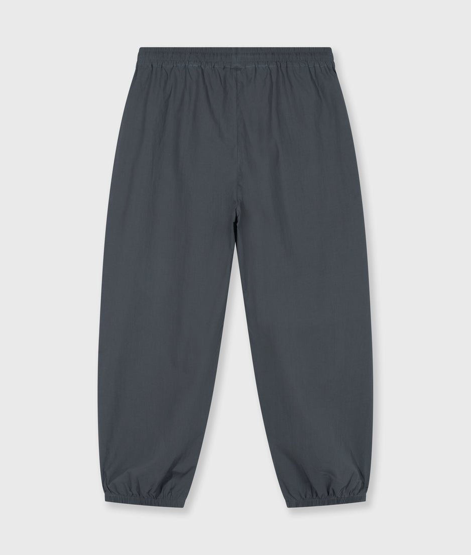 crinkle jogger | steel blue