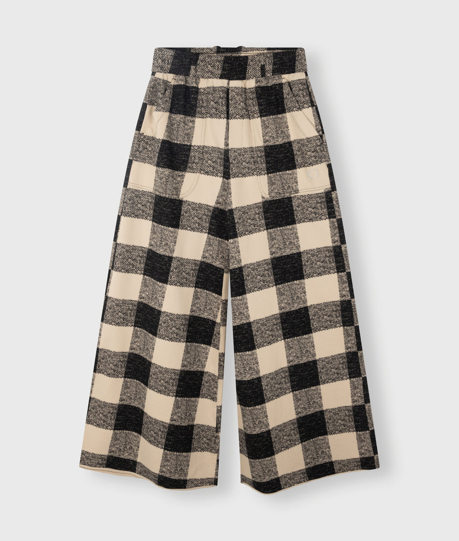 wide pants check | black