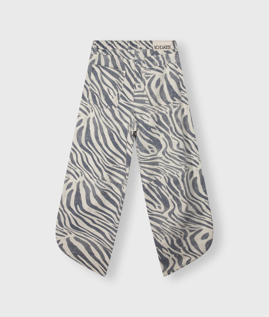 western pants zebra | light vanilla