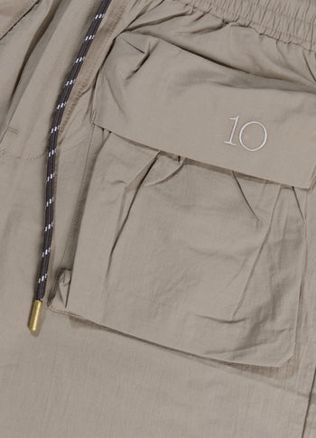 crinkle utility shorts | fog