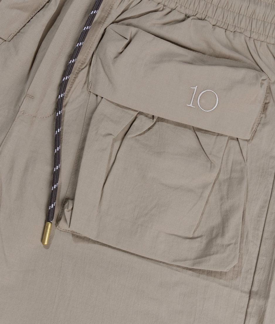 crinkle utility shorts | fog