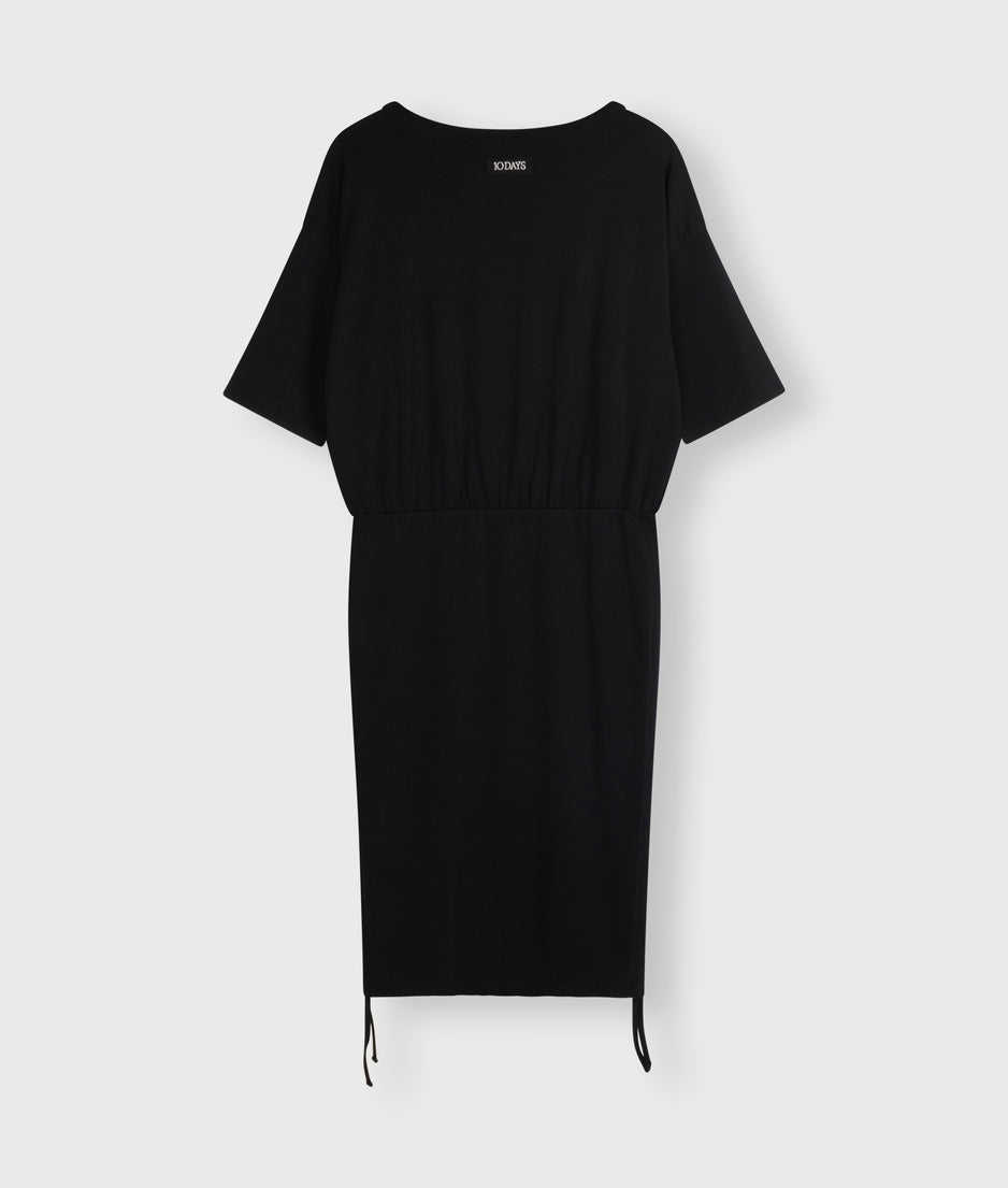 proud dress | black