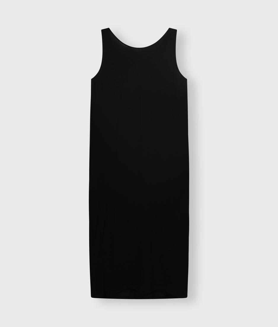 drape back dress | black