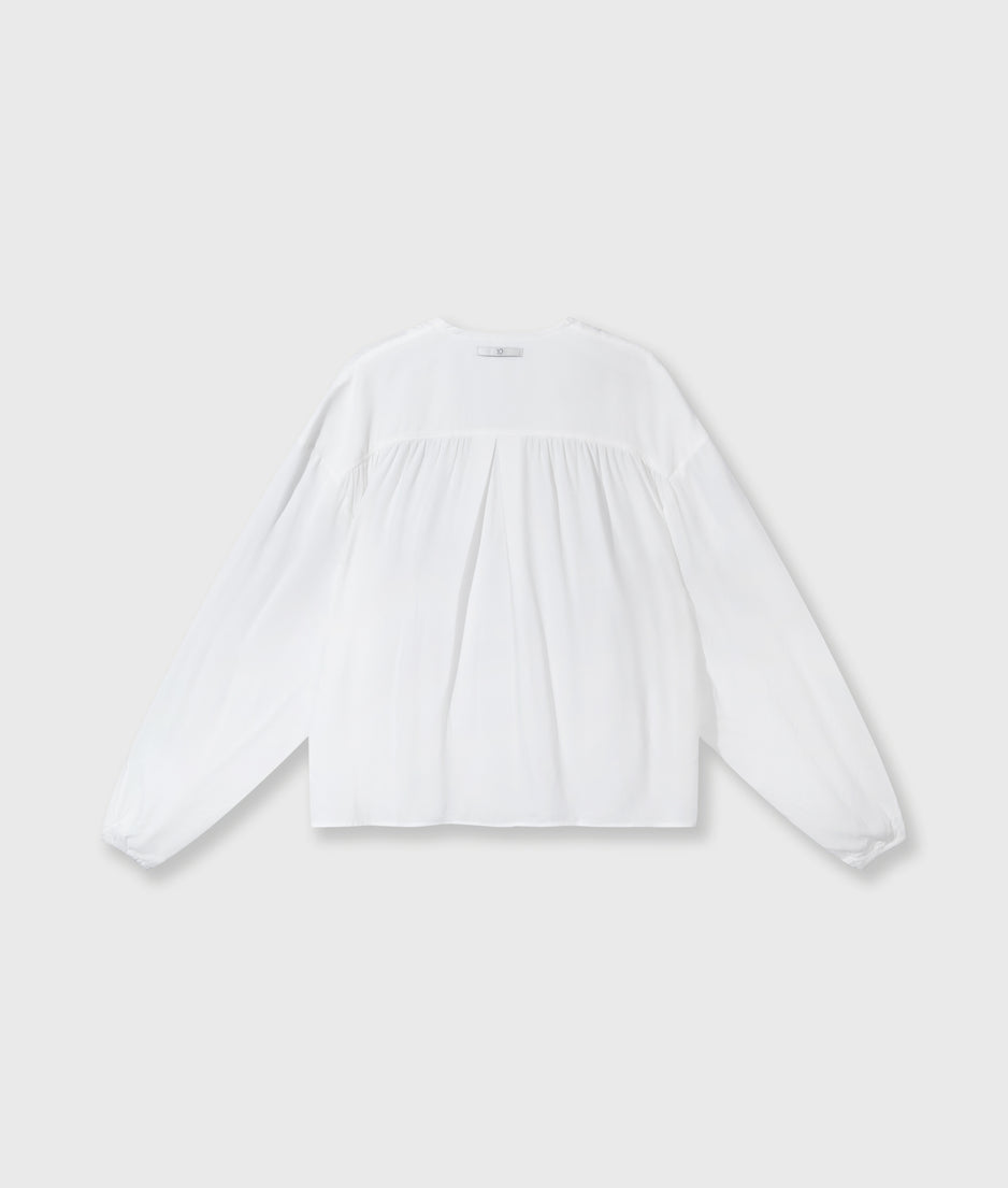 flowy blouse | ecru