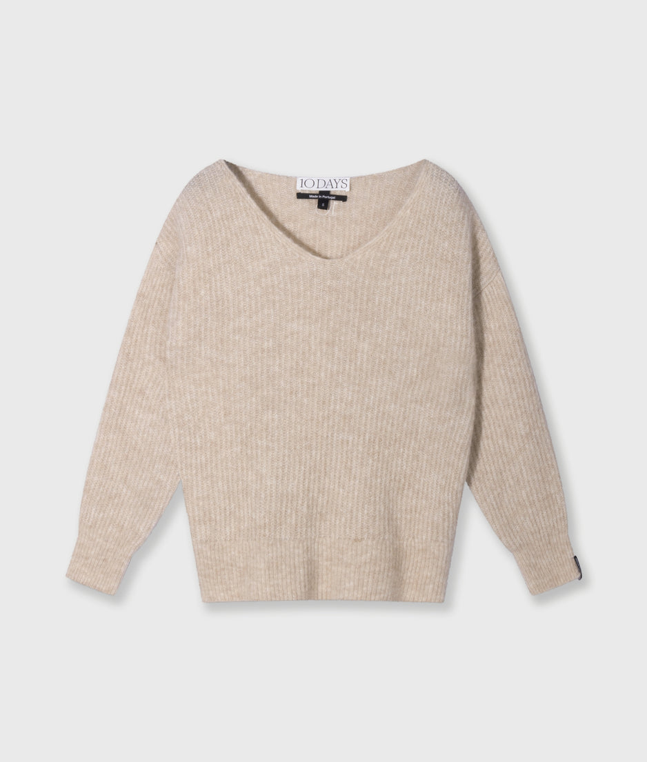 soft v-neck sweater knit | earth
