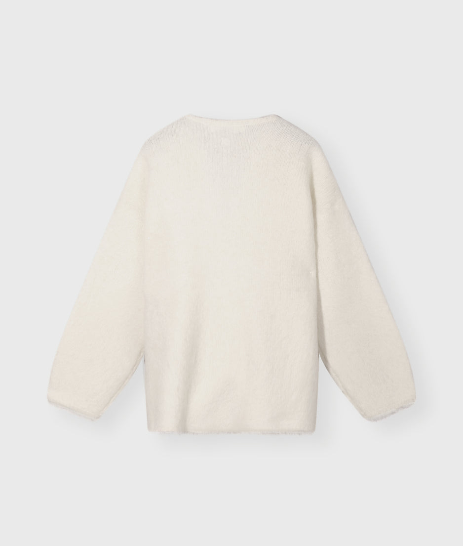 v-neck hairy knit sweater | ecru