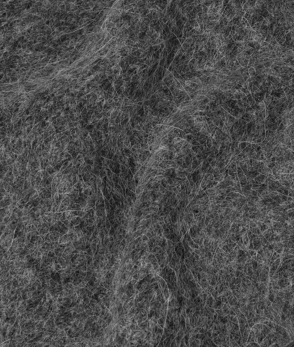 v-neck hairy knit sweater | antra melee