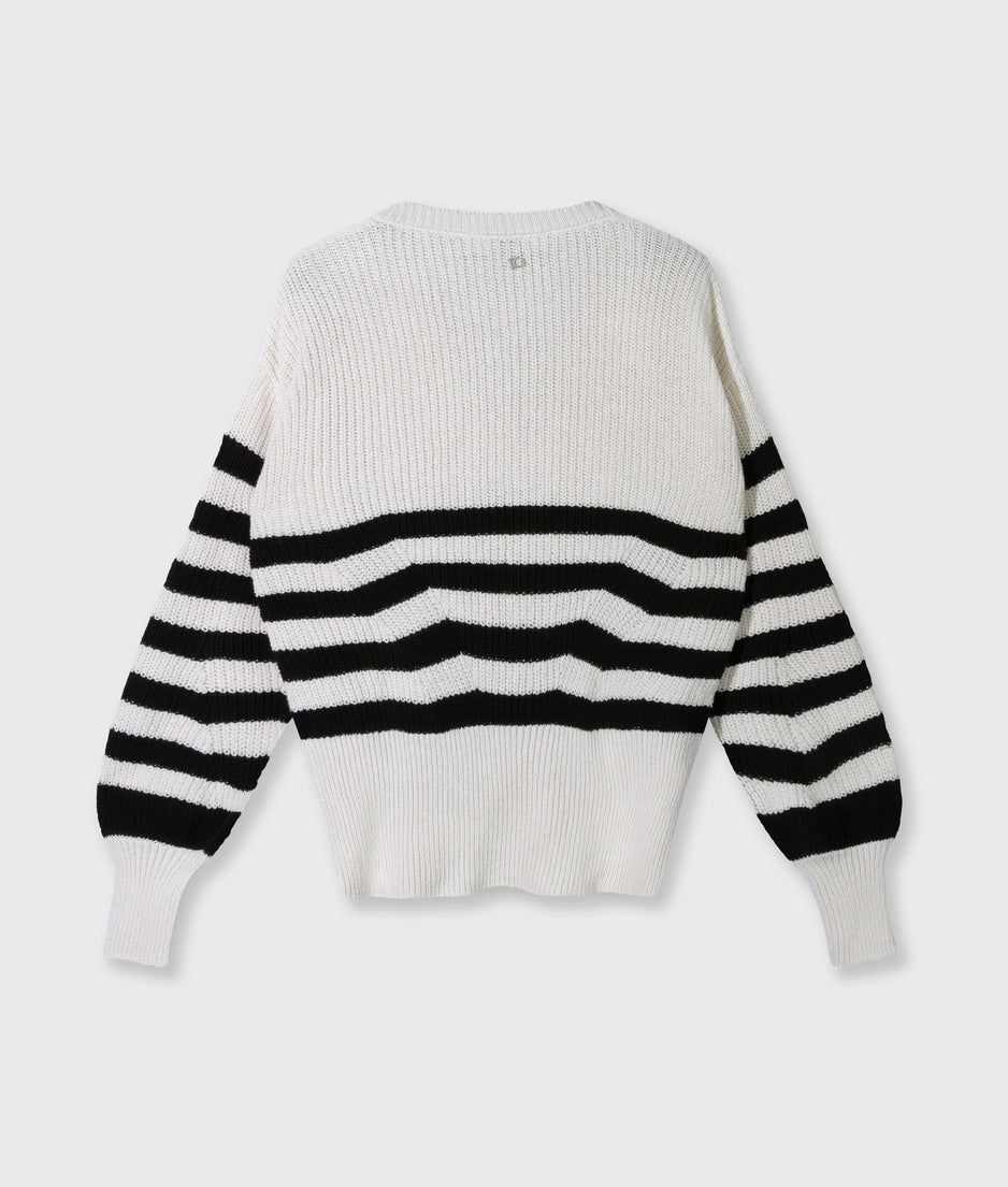 v-neck rib knit sweater | ecru