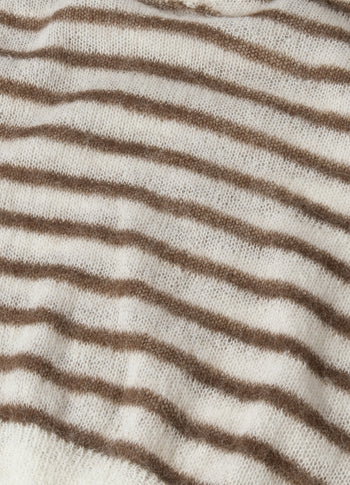 thin v-neck knit sweater | dark truffle/ecru