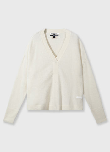 v-neck knit sweater | ecru
