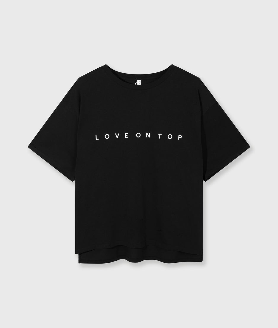 love tee | black