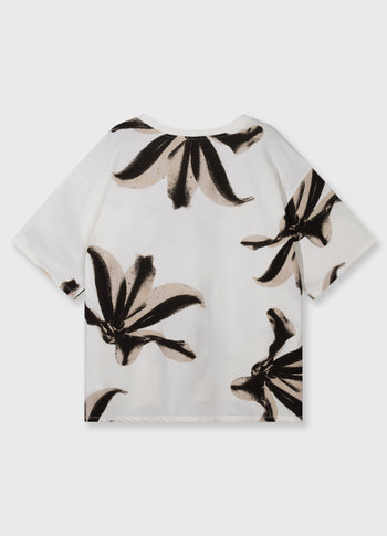 tee flower | ecru