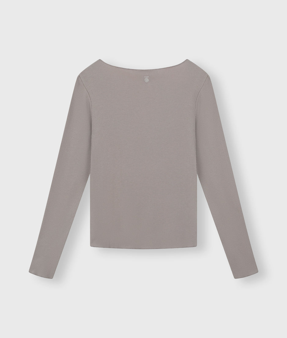 soft rib boatneck tee | warm taupe