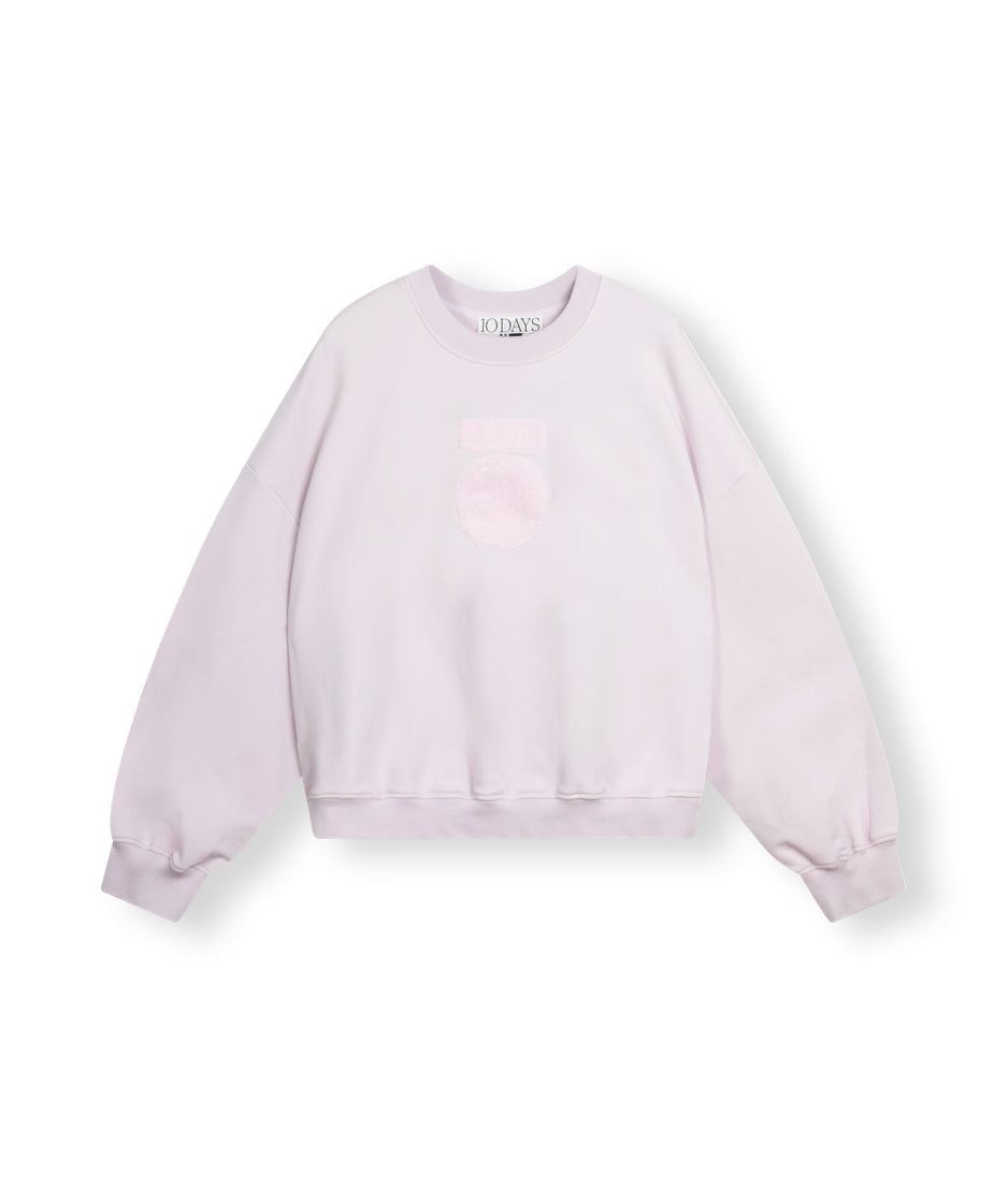 cropped sweater medal | pale lilac