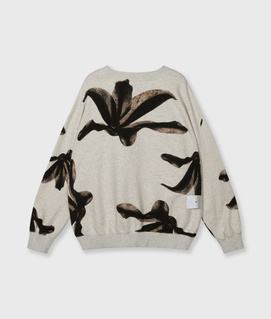sweater flower | soft white melee