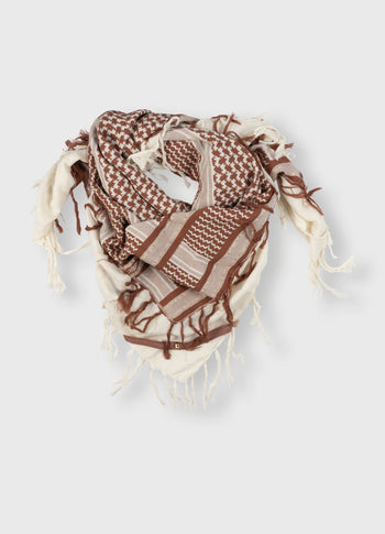 scarf check | saddle brown