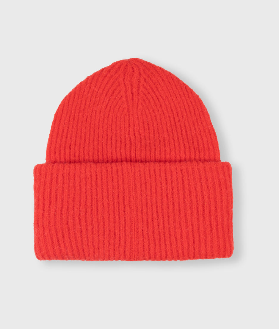 soft knit beanie | coral red