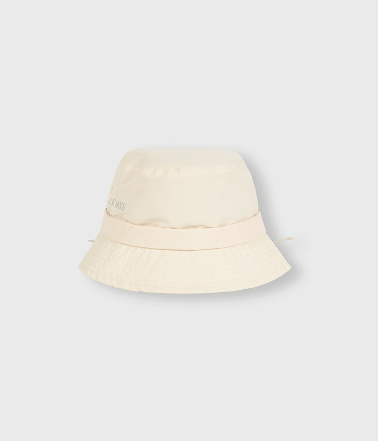 bucket hat | vanilla cream