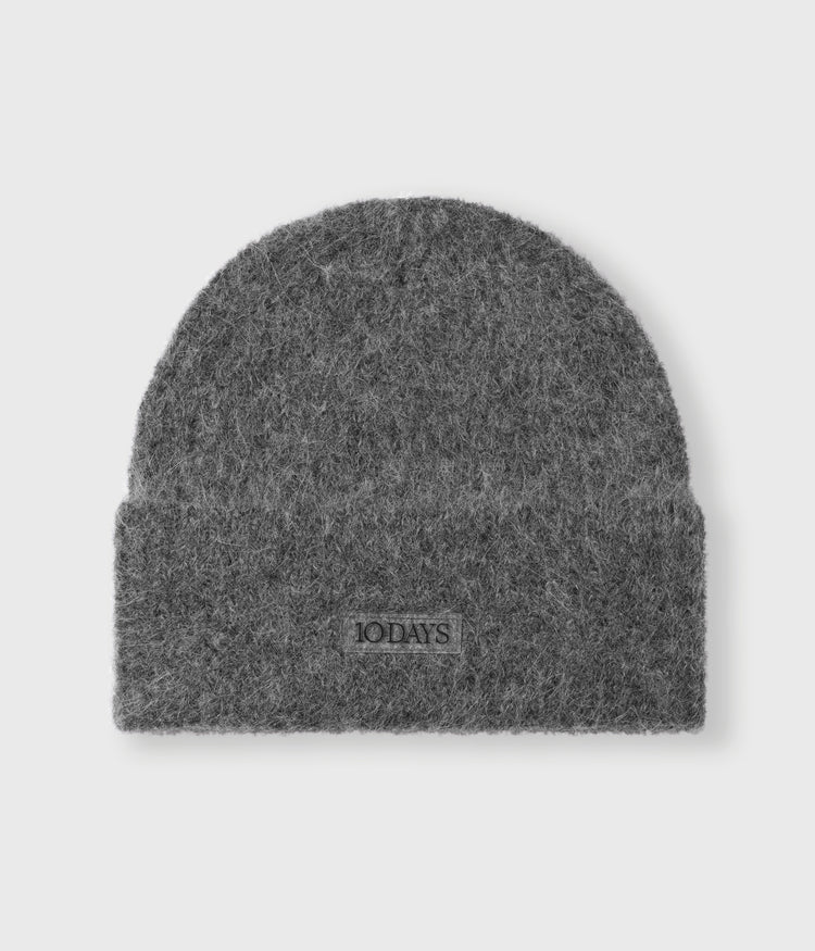 hairy knit beanie | antra melee