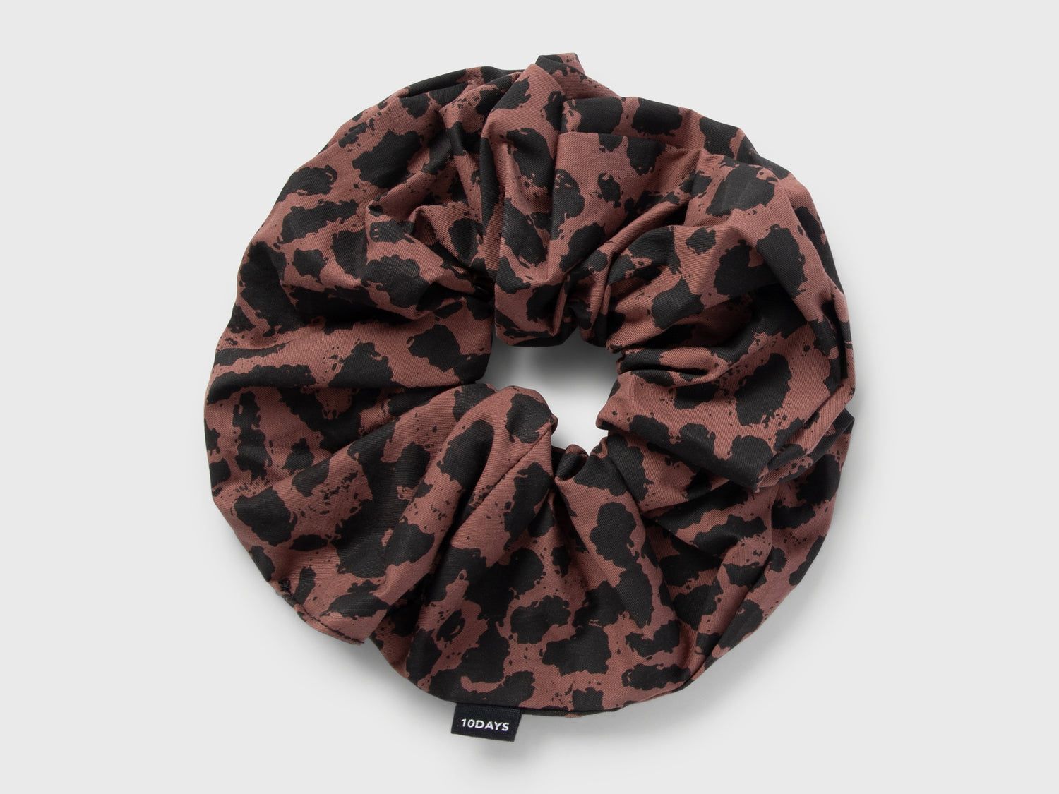 scrunchie leopard | dark fudge