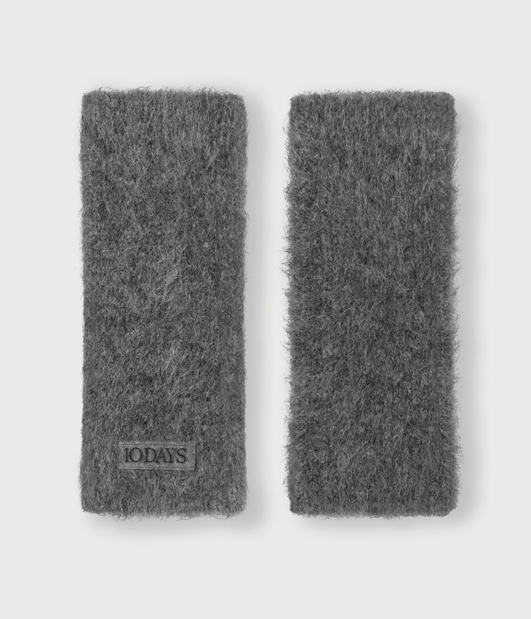 hairy knit gloves | antra melee
