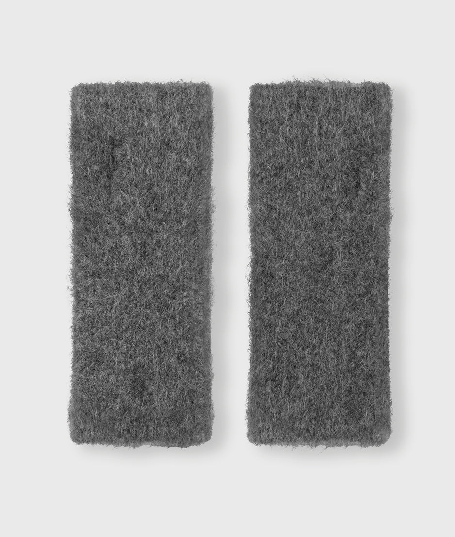 hairy knit gloves | antra melee