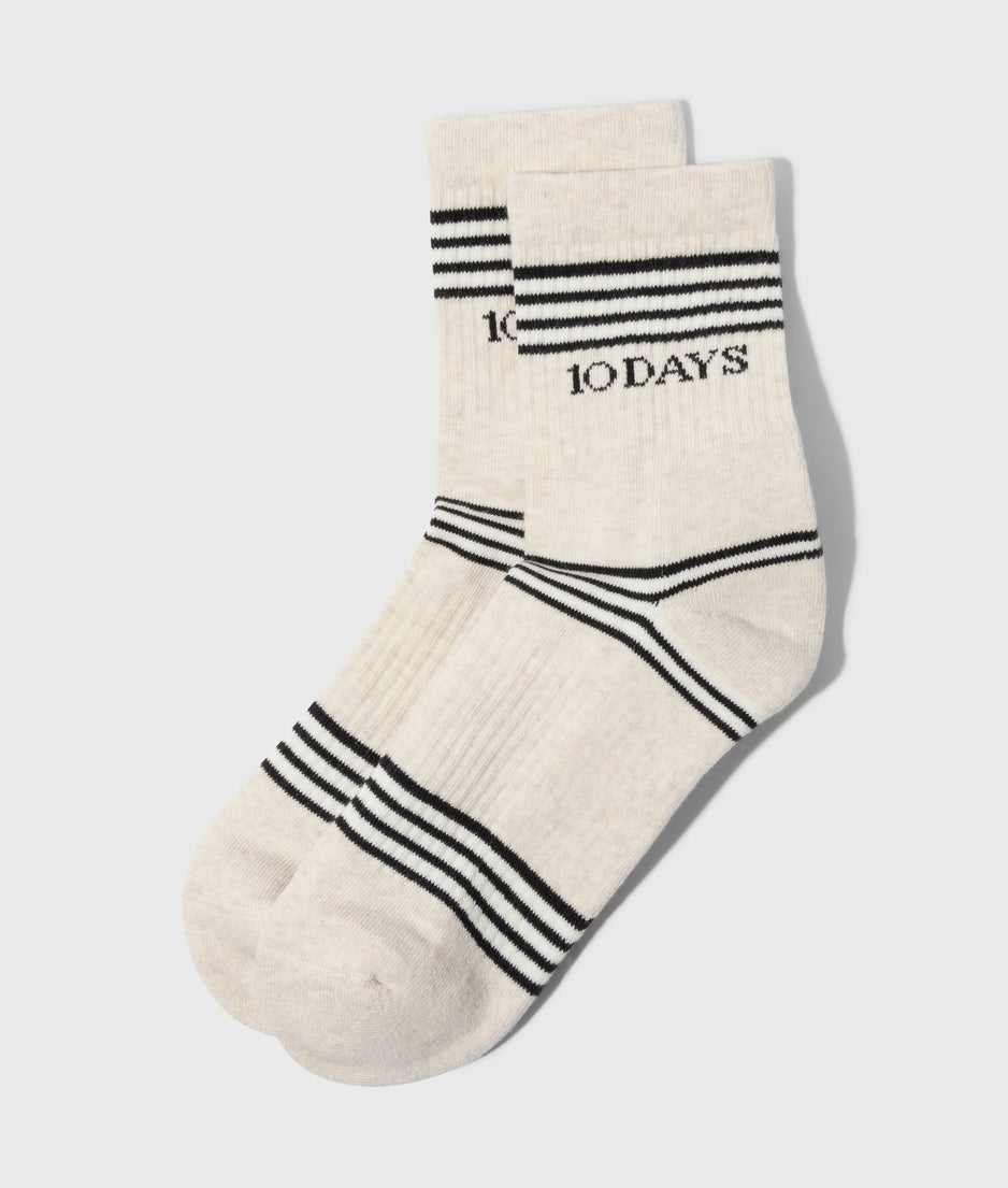 socks stripes | soft white melee
