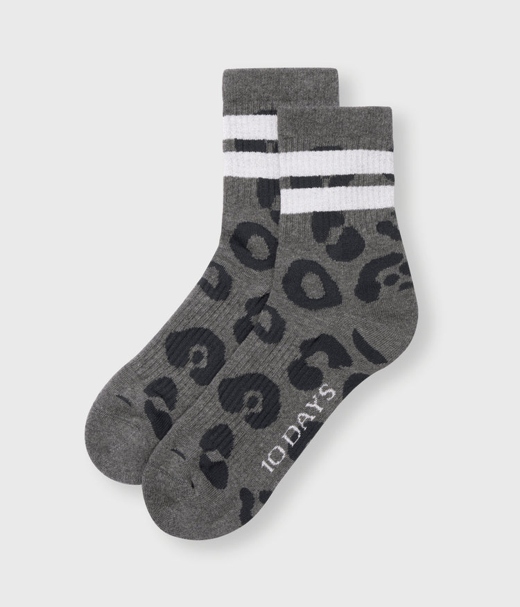 socks leopard | antra melee