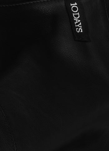 Shopper aus Leder | black
